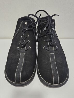White Mountain Black Women's Lace-Up Chukka Boots with Contrast Stitching
